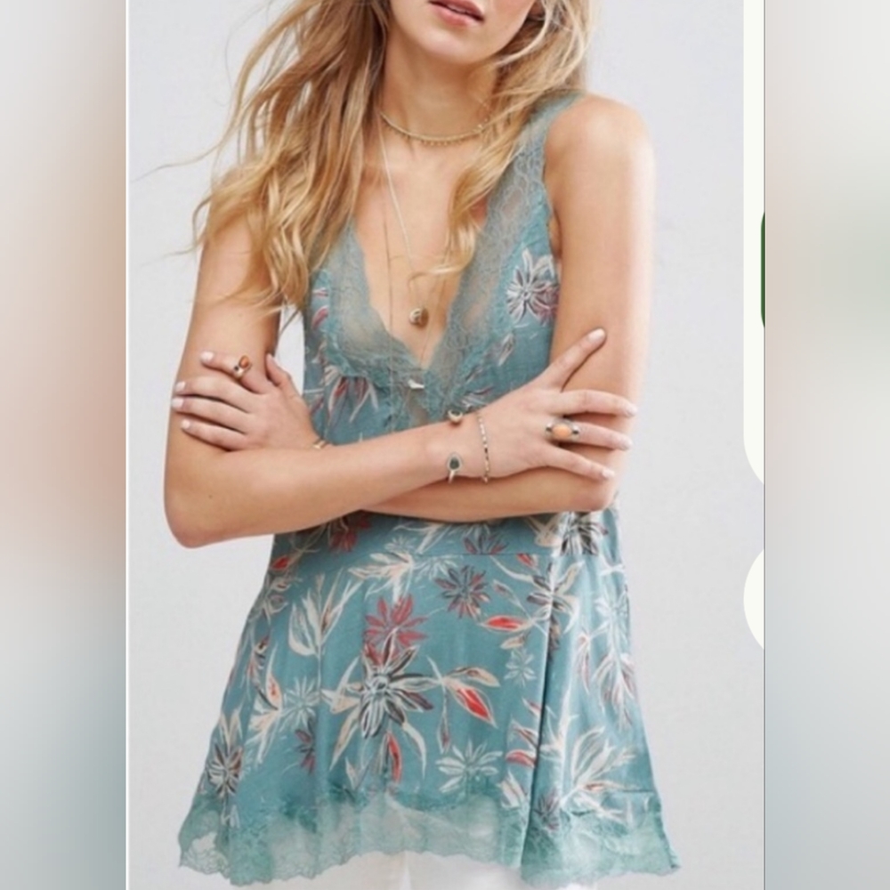 Free People Bellflower Tunic Lace Cami Top Size XS - Picture 8 of 9